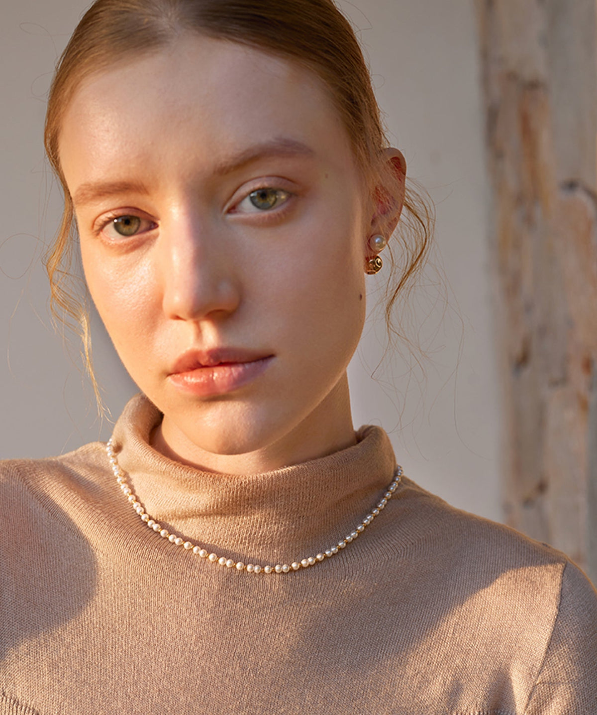 Classic Pearl Alternating Beaded Necklace