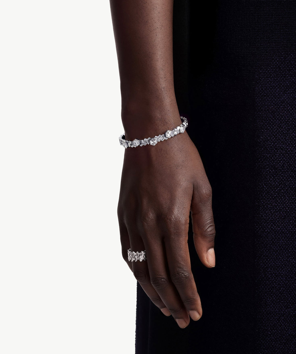 Lynka Chain-Link Cuff
