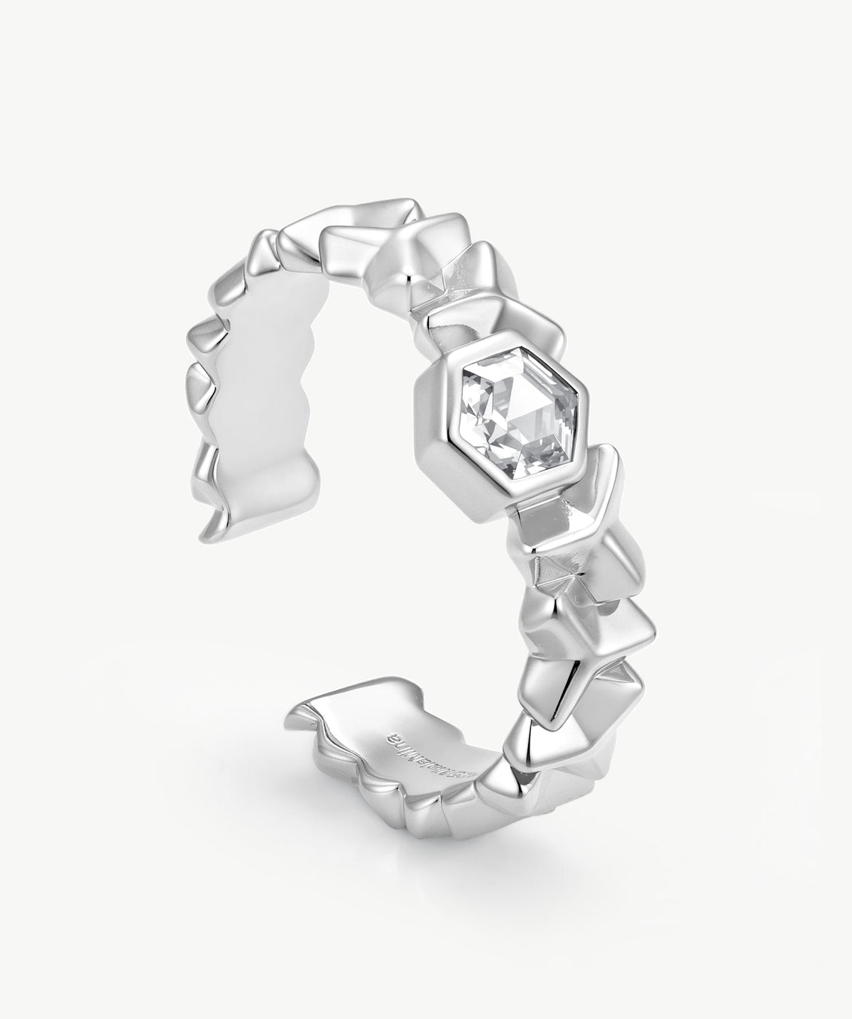 Lynka Chain-Link Solitaire Ring