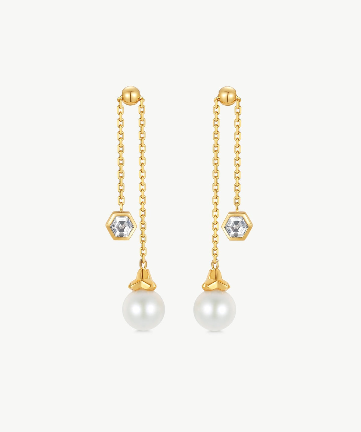 Lynka Pearl Earrings