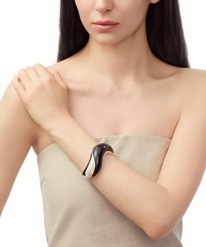 Terra Ebony Curve Cuff