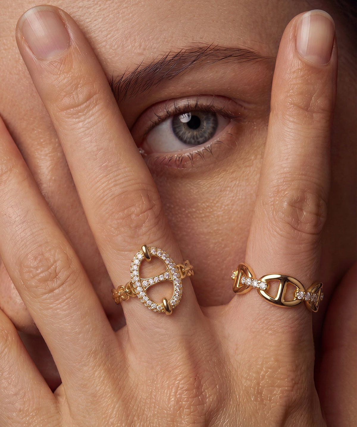 Vero Pave Mariner Ring