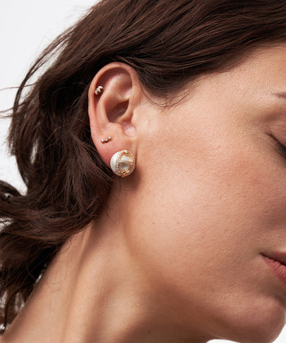 Vero Pearl Mariner Stud Earrings