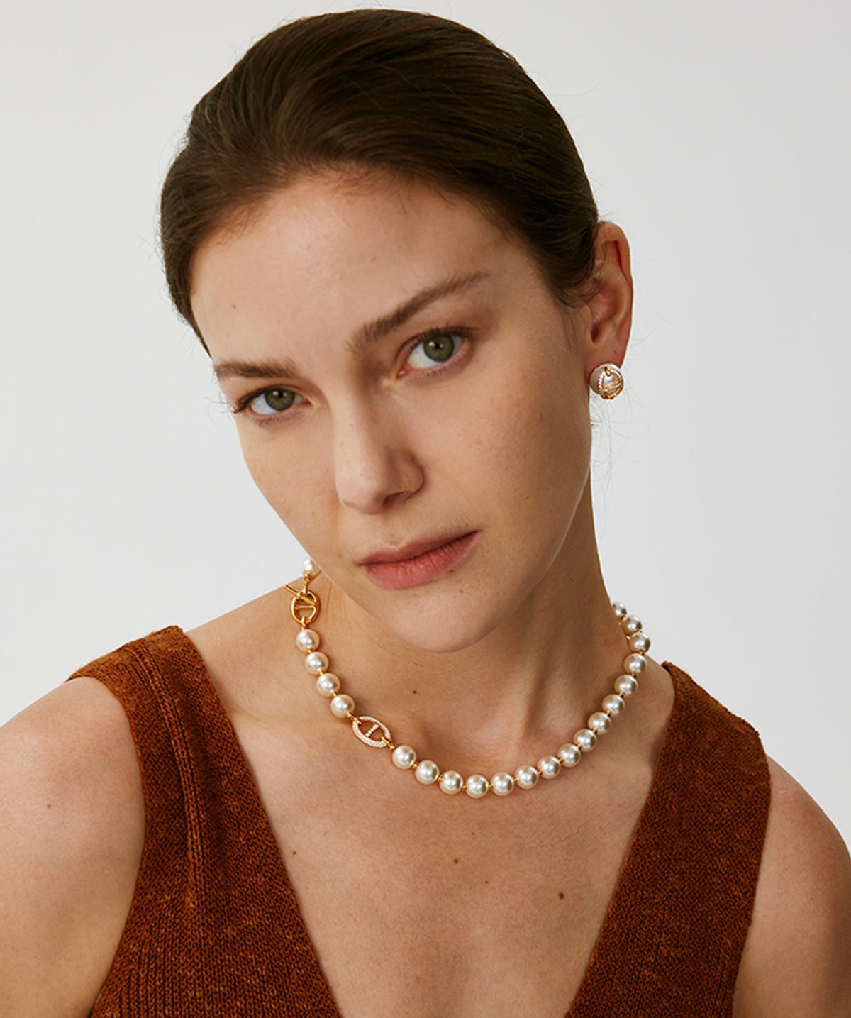 Vero Pearl Pave Mariner T-Bar Necklace